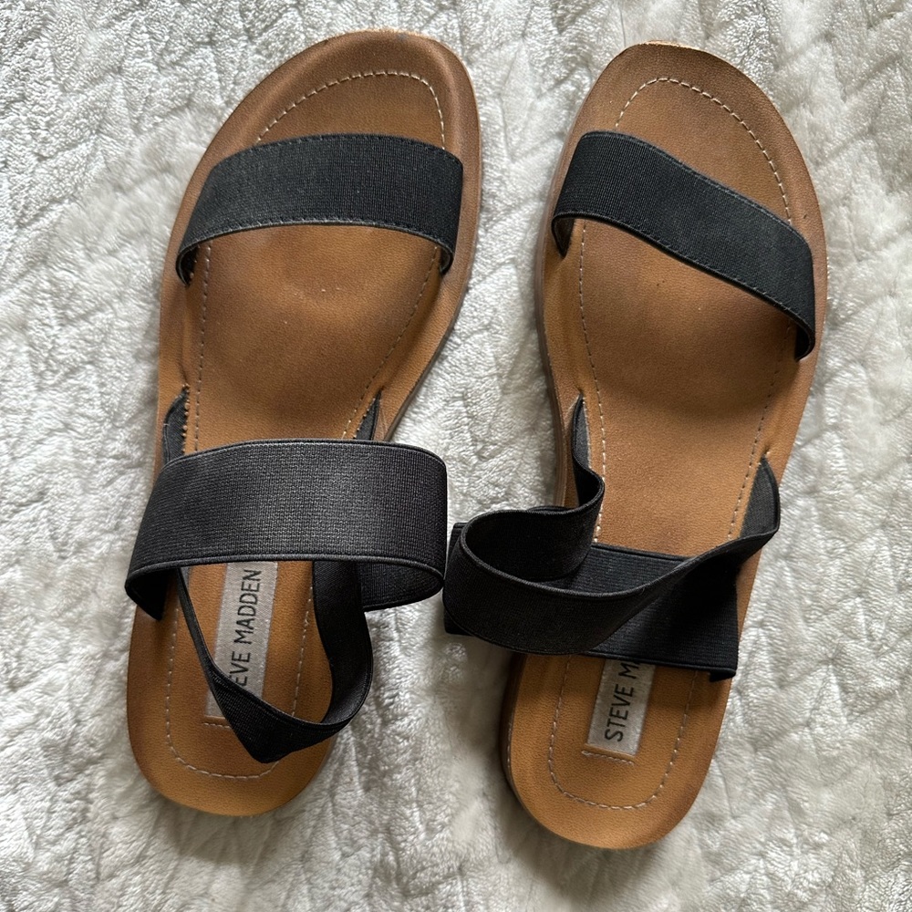 Steve Madden Sandals (Size 8)